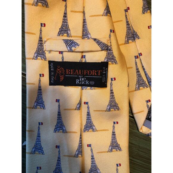 Beaufort Tie Rack EUC Yellow Silk Eiffel Tower Necktie - Picture 3 of 4